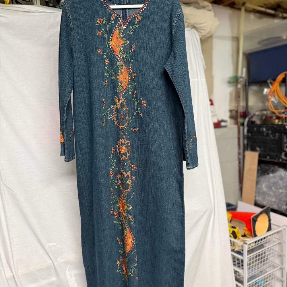 Embellished Blue and Orange Denim Maxi Dress with V-Neck and Long Sleeves